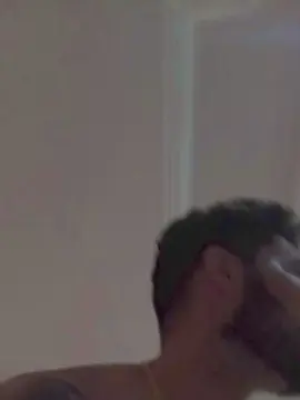 Cam4 Live Sex of Leo_dot25