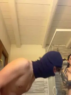 Cam4 Live Sex of Vittoelpadrino