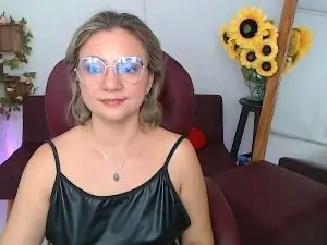Cam4 Sex Chat of ana_milf
