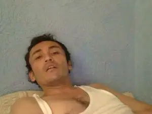 Cam4 Free Live Porn of hornyguymko