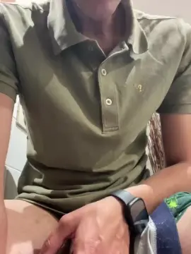 Cam4 Free Live Porn of uomo86