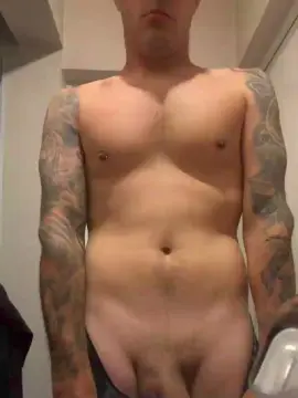 Cam4 Live Porn of Diegardo