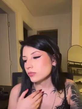 Cam4 Live Sex Cam of Privad_ravenna