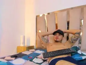 Cam4 Adult Webcam of Kayle_Nico