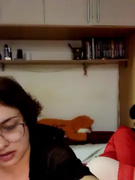 Cam4 Live Sex of Yve_Zveel