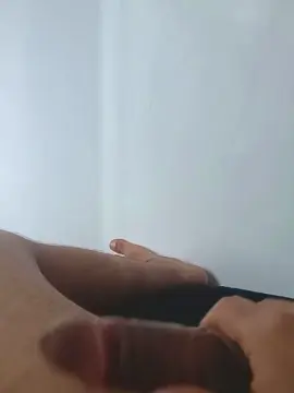 Cam4 Nude Webcam of Latinboyx19
