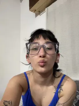 Cam4 Adult Video Chat of mica88xxx