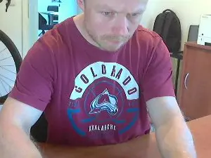 Cam4 Live Porn of dadave86