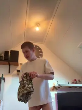 Cam4 Adult Video Chat of HornyPornyGuy