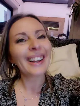 Cam4 Private Sex Chat of Jade_emeraud