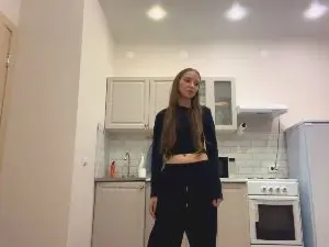 Cam4 Watch Live Sex Cams of SuziCoron