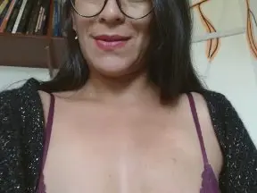 Cam4 Nude Webcam of arianny_sexy