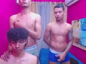 Cam4 Nude Webcam of hugecock_boys