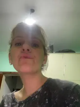 Cam4 Free Live Porn of lulys_xxx