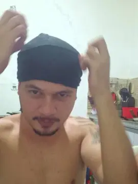 Cam4 Free Live Porn of MysticMRJ