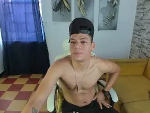 Cam4 Free Live Porn of Andres_Sant