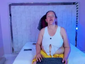 Cam4 Free Live Porn of Lehan_