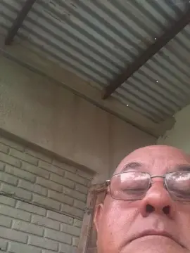 Cam4 Free Porn Cam of willmart1