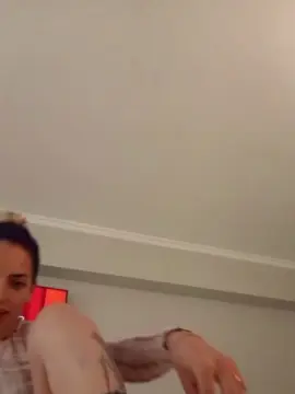 Cam4 Private Sex Chat of SabriniixCarri