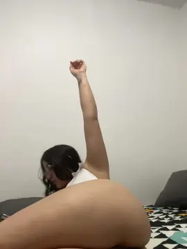 Cam4 Watch Live Sex Cams of cora_2801