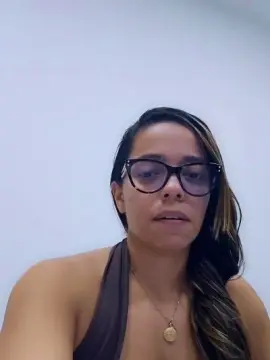 Cam4 Live Sex of LollaBunny26