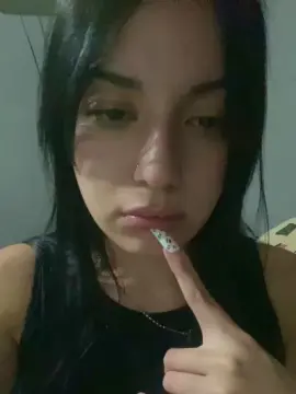 Cam4 Live Porn of mamita44