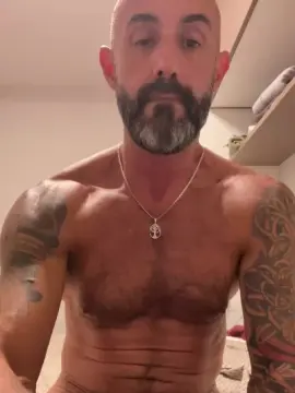 Cam4 Watch Live Sex Cams of Solitarywolf