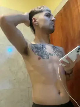 Cam4 Live Porn of demoniiiooojoa2