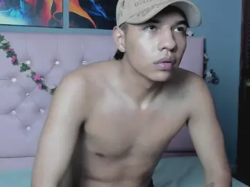 Cam4 Watch Live Sex Cams of antonycres