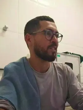 Cam4 Live Sex of HShotsmilegyn