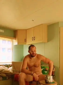 Cam4 Live Sex of frenchyboyy44