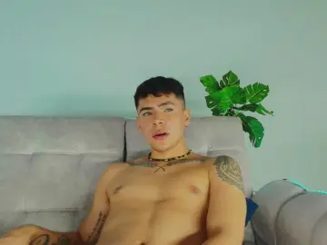 Cam4 Sex Chat of CamiiGuzman