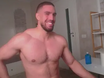 Cam4 Live Porn of IvanHyde