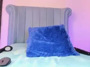 Cam4 Private Sex Chat of Mia_Dollxxx