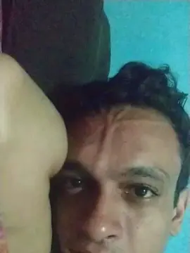 Cam4 Live Sex Cam of RobertLuz