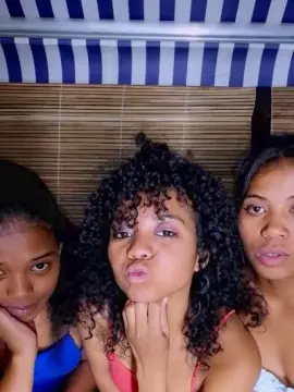 Cam4 Live Sex of SissiFrenchy