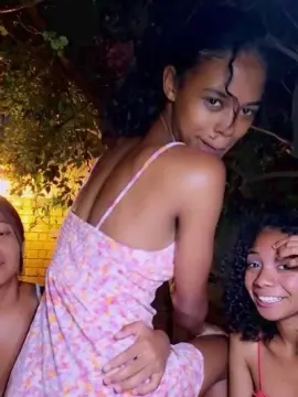 Cam4 Adult Webcam of SissiFrenchy