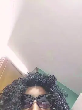 Cam4 Sex Cam of Travesta2020