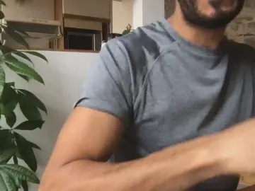 Cam4 Watch Live Sex Cams of boxer_hot4