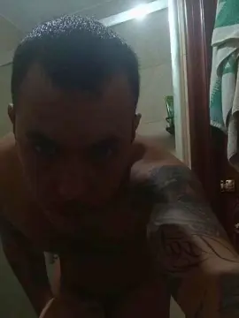 Cam4 Free Porn Cam of Franciis90