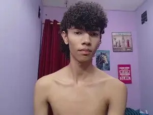 Cam4 Adult Webcam of bigcock_twinks