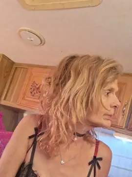 Cam4 Live Sex of Alexandra1969