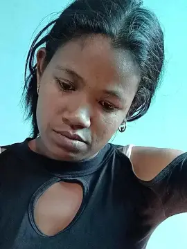Cam4 Live Sex of Carinahot02