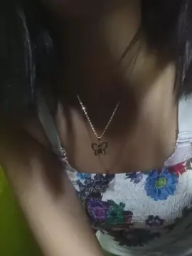 Cam4 Live Sex Cam of Carinahot02