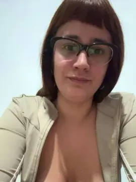 Cam4 Adult Video Chat of Momy_hot