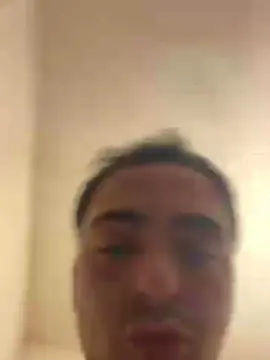 Cam4 Free Live Porn of Ombra99