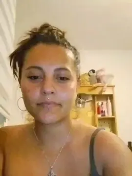 Cam4 Sex Chat of Aiina