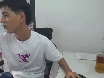 Cam4 Adult Webcam of hardsexlove08