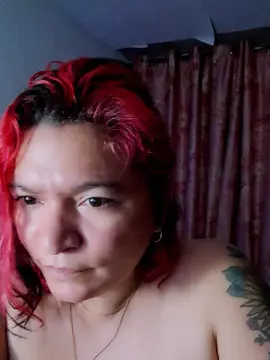 Cam4 Adult Webcam of CrazyMom69