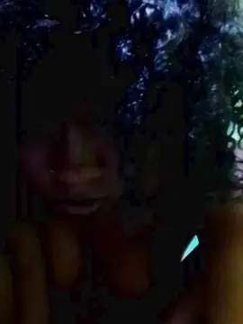 Cam4 Live Porn of elia220